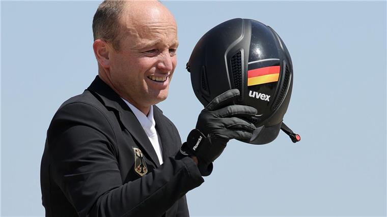 Vater sieht viertes Vielseitigkeits-Gold von Jung nicht Michael Jung patzte im ersten Durchgang, bekam aber noch eine Chance auf Gold.