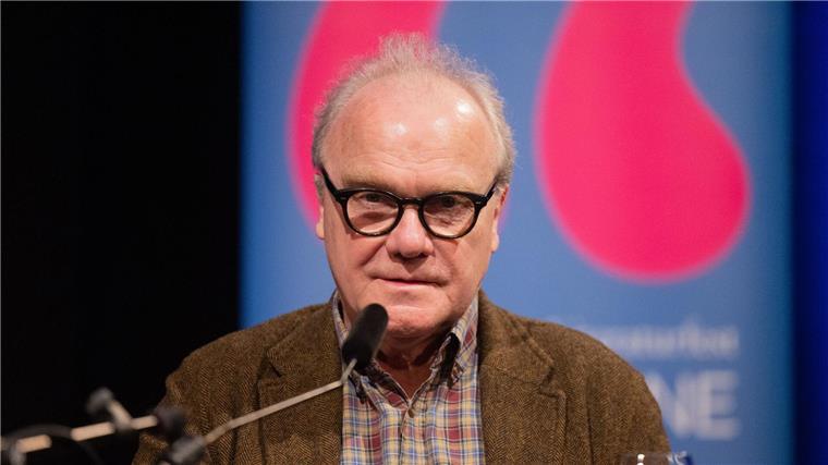 Michael Köhlmeiers Roman „Das Philosophenschiff“ ist beklemmend aktuell.