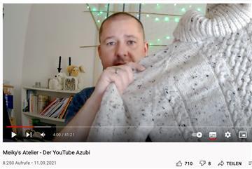 Michael Oosterveld (Bremerhaven) bloggt neuerdings auf Youtube über sein Hobby Stricken. Schon sein erstes Video stieß auf viel Zuspruch.