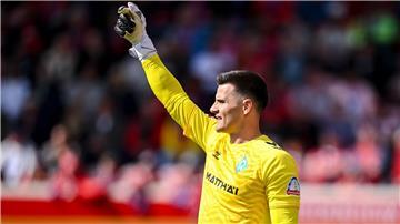 Michael Zetterer geht als Nummer eins bei Werder in die Saison 