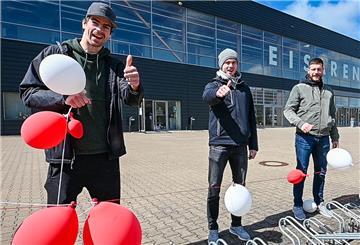 Miha Verlic, Jan Urbas und Ziga Jeglic halten den Fischtown Pinguins die Treue.