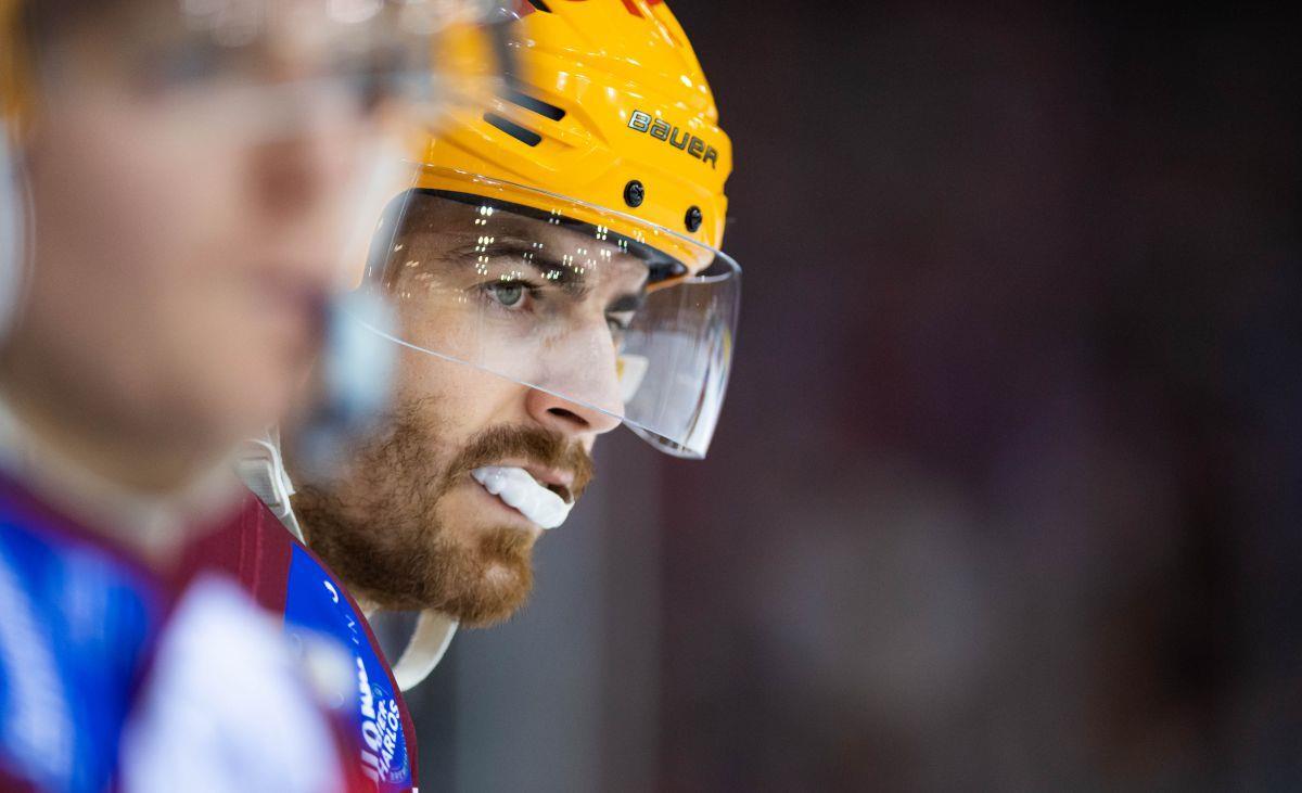 Miha Verlic und seine Kollegen von den Fischtown Pinguins hatten gegen den DEL-Tabellenführer EHC Red Bull München Schwerstarbeit zu verrichten..