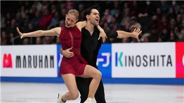 Minerva Hase (l) und Nikita Wolodin dürfen weiter vom WM-Titel träumen.
