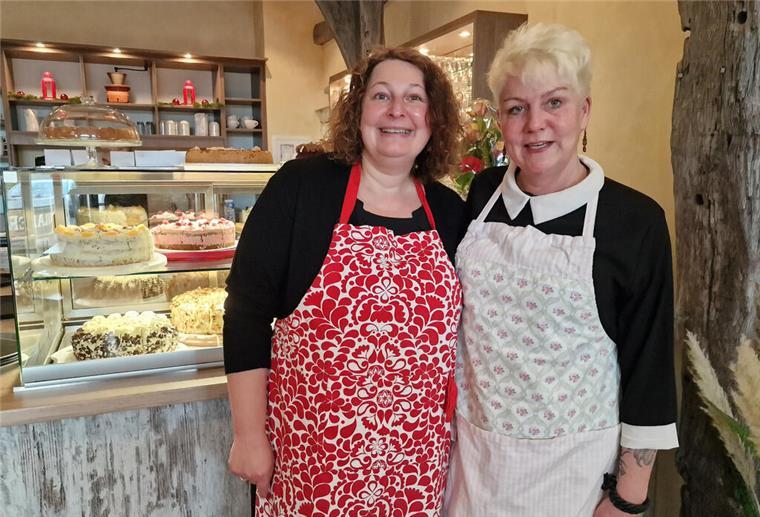 Mirja Schwuchow und Iris Knitt betreiben zusammen das Café Golzwarder Deel.
