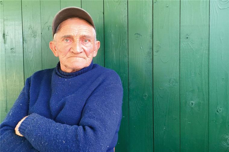Mit 81 Jahren ist Ewald Hellfritz der älteste Strandfischer auf der Insel Usedom – und einer der letzten. 