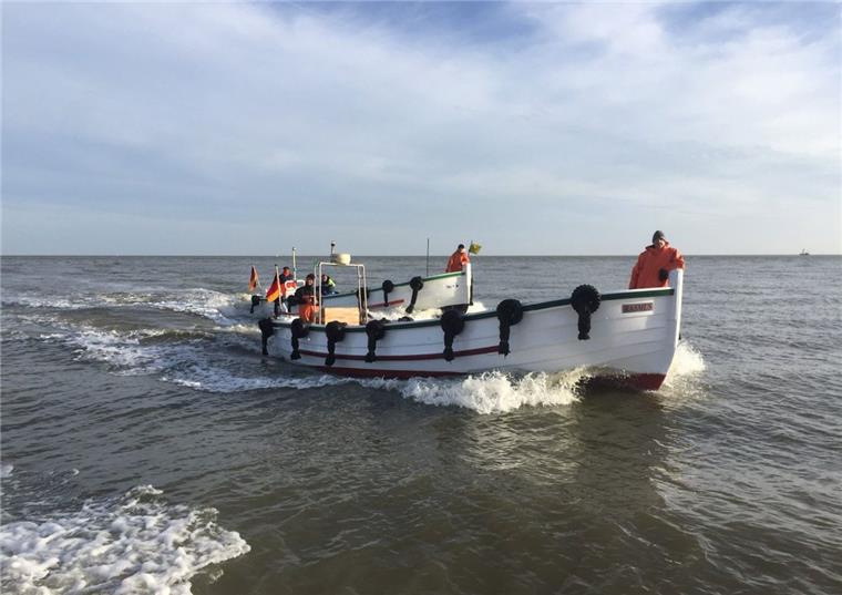 Mit dem Börteboot von Helgoland nach Berlin.