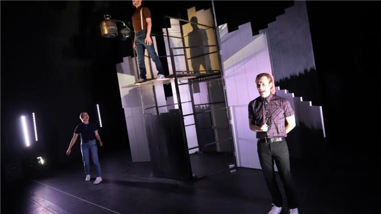 Tradition endet: Letztes Theatergastspiel in der Nordenhamer Friedeburg