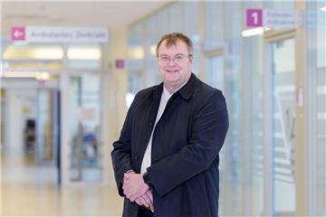 Mit dem niedergelassenen Kardiologen Dr. Dirk Müller eröffnen sich durch Elektrophysiologische Untersuchungen (EPU) ganz neue Möglichkeiten am Klinikum Reinkenheide.