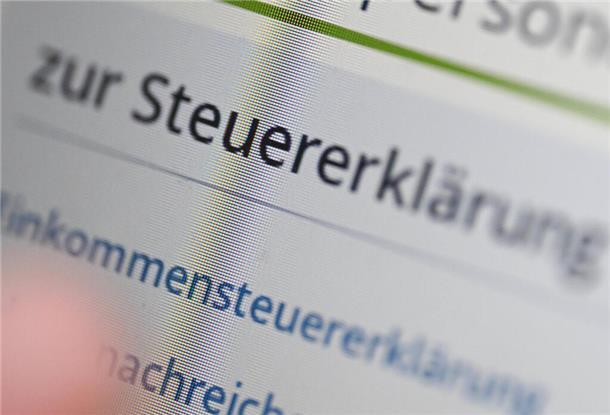 Die Steuererklärung auf einem Bildschirm