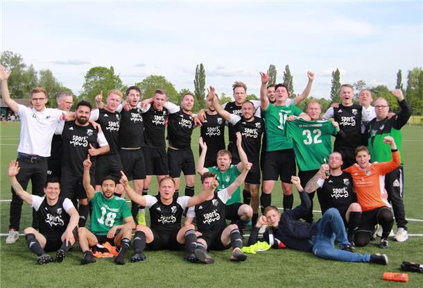 Mit einem 3:2-Sieg bei der SG TSG Burhave/FC Stollhamm überholten die Phiesewarder den BV Bockhornb noch, der gegen den ESV Nordenham verlor.