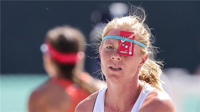 Mit Fahrkarte zum Schießen: Annika Zillekens.