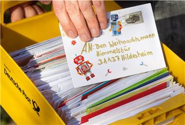 Mit Himmelsthür, Himmelpforten und Nikolausdorf liegen gleich drei der deutschlandweit sieben Weihnachtspostfilialen der Deutschen Post in Niedersachsen.