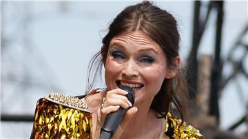 Mit ihrem neuen Album „Perimenopop“ ist Sophie Ellis-Bextor ab Ende September in Deutschland auf Tournee. (Archivbild)