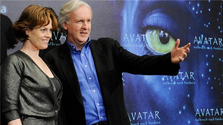 Mit Regisseur James Cameron hat Sigourney Weaver viele Filme gedreht. (Archivbild)