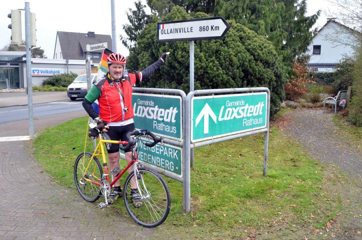 Dieser Loxstedter will in sieben Tagen nach Ollainville in Frankreich radeln Mit seinem Rennrad will Harald Breitner die 860 Kilometer von Loxstedt bis in die Partnerstadt Ollainville in sieben Tagen bewältigen.