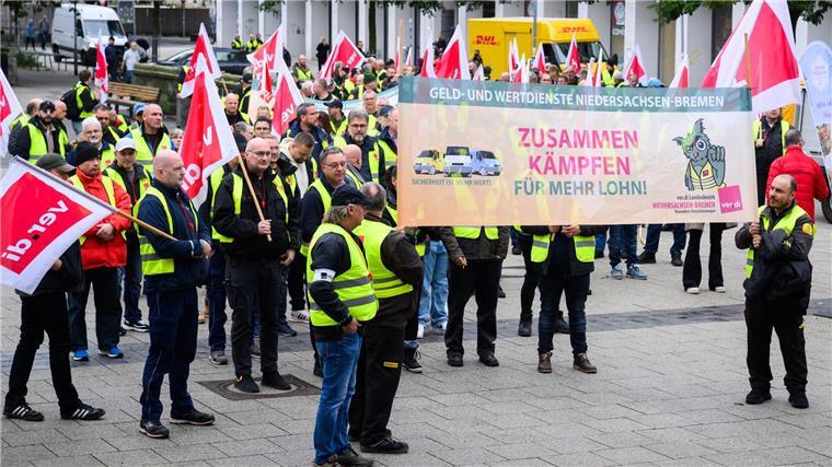Erneute Warnstreiks bei Geldtransporten erwartet Mit weiteren Warnstreiks will Verdi Druck machen. (Archivbild)