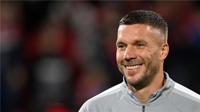 Podolski besucht verletzten Fan Mitgefühl für den verletzten Fan: Lukas Podolski.