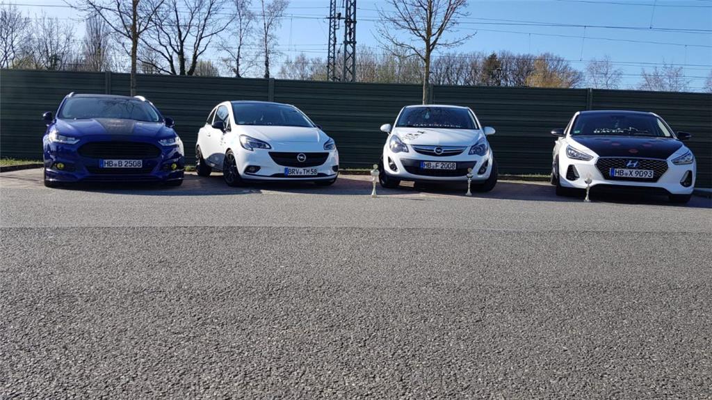 Mitglieder des Auto-Clubs &quot;Haven Crew&quot; nehmen über die Oster-Feiertage...