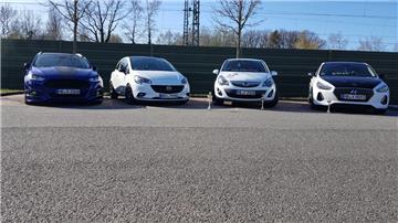 Mitglieder des Auto-Clubs &quot;Haven Crew&quot; nehmen über die Oster-Feiertage...