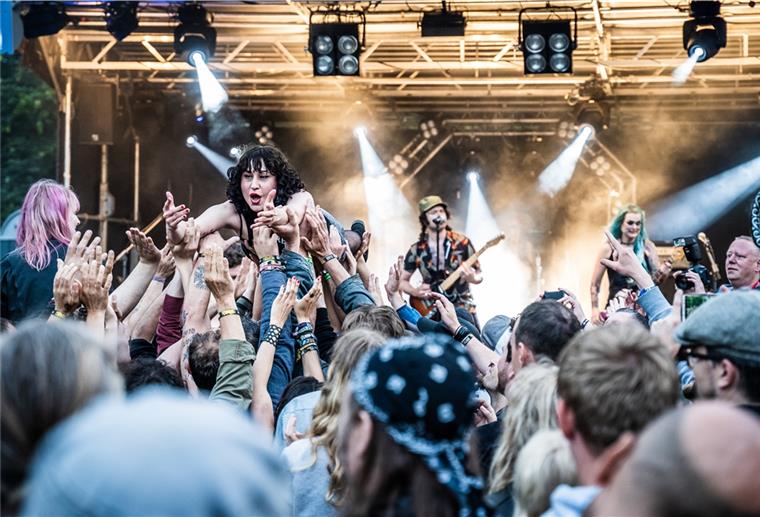 Fonsstock fällt auch 2021 aus Mitte Juni sollte Fonsstock am Nordenhamer Strand gefeiert werden. Daraus wird schon wieder nichts. Nach der Absage 2020 findet das Festival auch in diesem Jahr nicht statt.