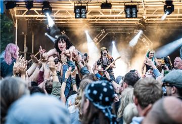 Mitte Juni sollte Fonsstock am Nordenhamer Strand gefeiert werden. Daraus wird schon wieder nichts. Nach der Absage 2020 findet das Festival auch in diesem Jahr nicht statt.