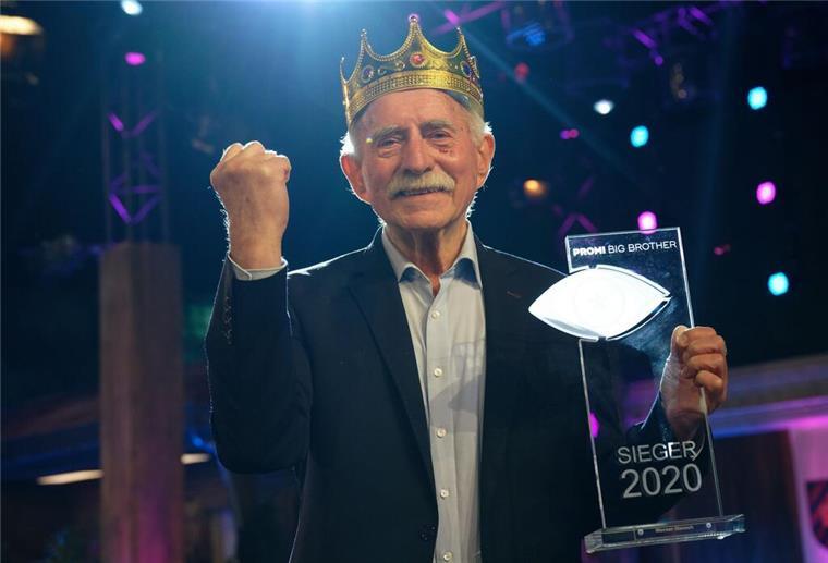 Urknall des Reality-TV: Wie „Big Brother“ die Nation bewegte Mittlerweile wurde die Marke erweitert: Bei „Promi Big Brother“ auf Sat.1.ziehen Promis in den Container. Wie hier der ehemalige Fußballkommentator Werner Hansch. (Archivbild)