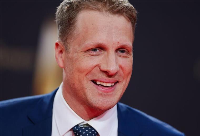 Podcast: Oliver Pocher macht mit Ex-Frau Sandy weiter Moderator Oliver Pocher kommt zur Verleihung der Deutschen Fernsehpreise 2023 ins Coloneum nach Köln.