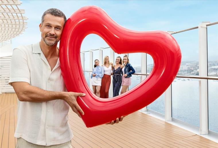 Romantik pur auf der AIDA: Datingshow „Herz an Bord“ startet bald Moderator und "Liebeskapitän" Wayne Carpendale begleitet die vier Single-Frauen auf ihrer emotionalen Reise.