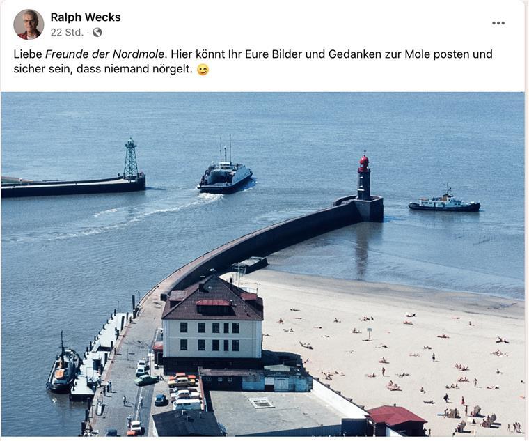 Mole und Turm 1978 - noch frei begehbar und mit dem alten Lotsenhaus.
