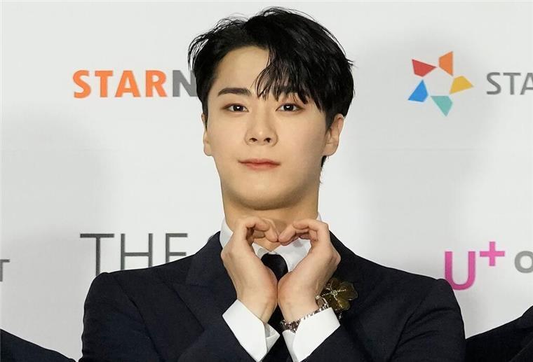 Tod von Boygroup-Sänger erschüttert K-Pop-Welt Moonbin, Sänger der K-Pop-Gruppe Astro, lebt nicht mehr.