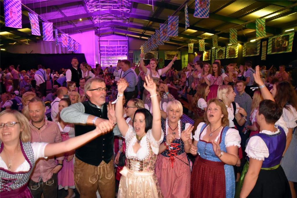 Mordsgaudi wie beim Münchener Originalfest.