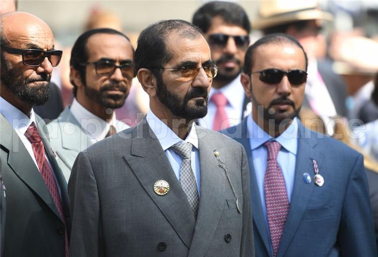 Wieder Hilferuf aus Dubais Herrscherhaus - Frau in Angst Muhammad bin Raschid Al Maktum, Emir von Dubai, besucht ein Fest des Champagner-Herstellers Moet & Chandon auf der Pferderennstrecke von Newmarket.