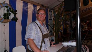 Musik gehört dazu. Oktoberfest in Nordholz. Foto: Heid