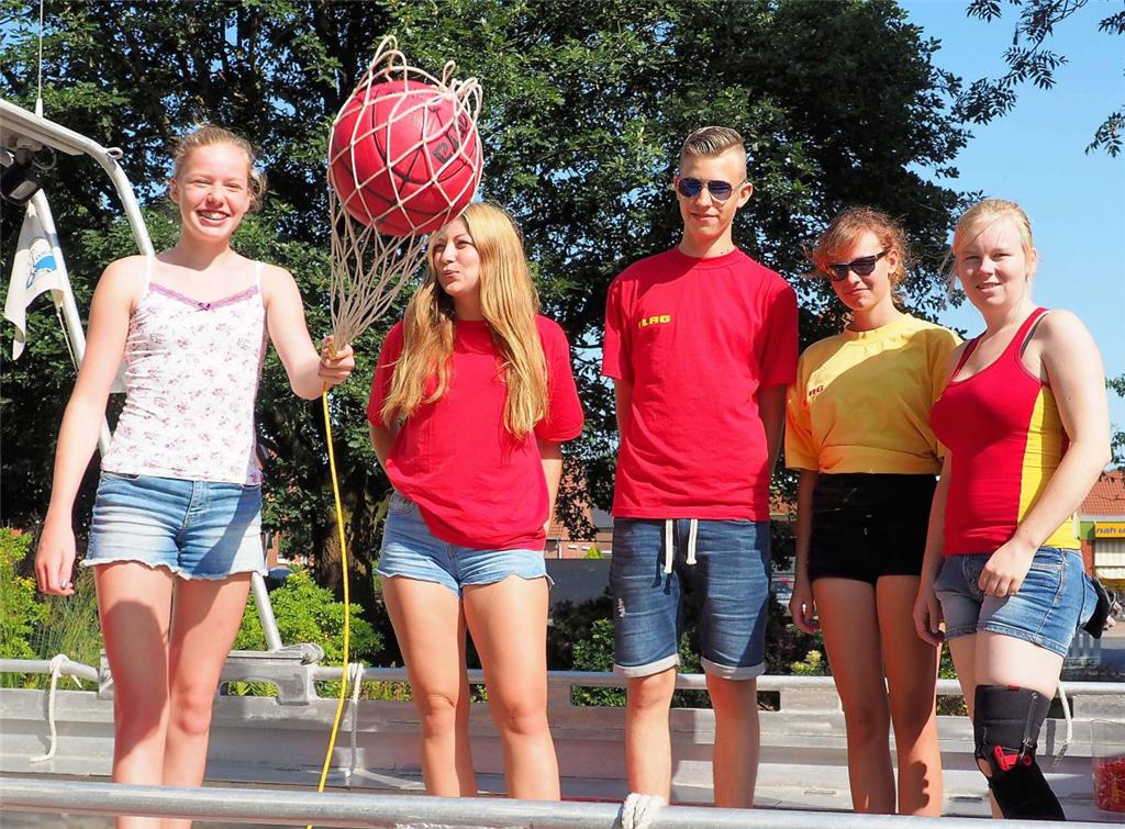 Musik, Tanz und viel Spaß: Impressionen vom Sieverner Dorffest.