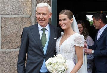 Musiker H.P. Baxxter und seine frisch angetraute Ehefrau Sara nach der Hochzeit auf Sylt.