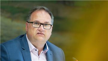 Muss mit weniger Steuereinnahmen rechnen: Finanzsenator Björn Fecker. (Archivfoto)
