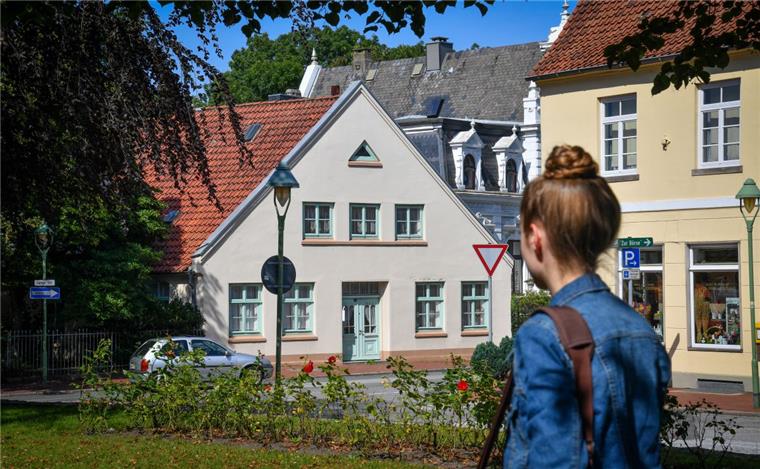 Bauernhaus in Lehe droht der Abriss Muss nun auch eines der letzten Bauernhäuser in Lehe weichen? Besitzer und Stadt haben unterschiedliche Ansichten.