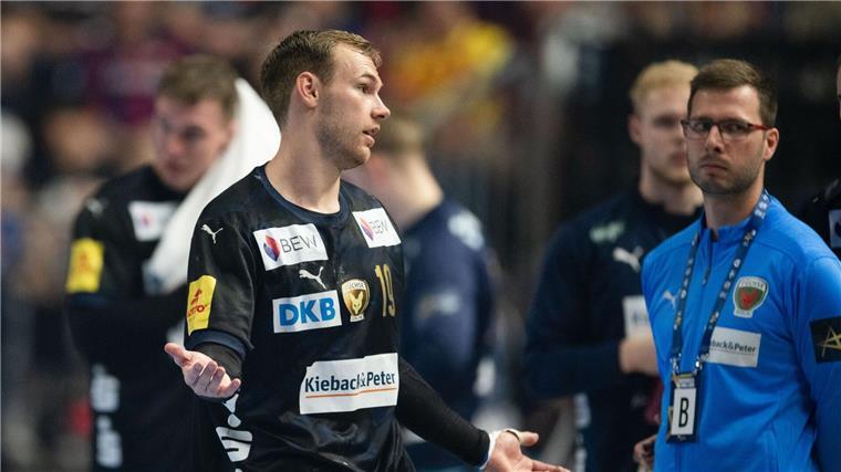 Deutsches Traumfinale in der Handball-Königsklasse Musste nach einer Roten Karte früh vom Feld: Berlins Superstar Mathias Gidsel.