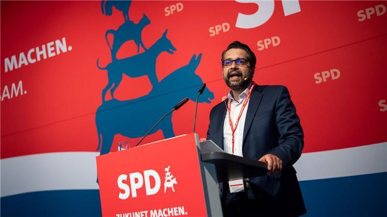 Bremer SPD-Fraktion wählt Güngör wieder zum Vorsitzenden Mustafa Güngör, Vorsitzender der SPD-Fraktion in der Bremischen Bürgerschaft.