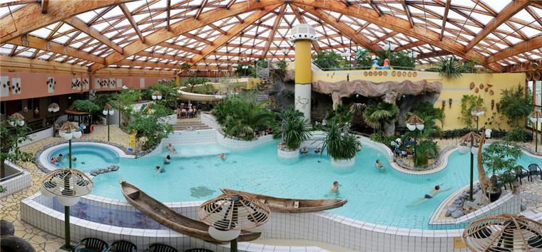 Nach 25 Jahren hat das Erlebnisbad Aqua Mundo im Centers-Parc in Tossens ein neues Gewand bekommen.