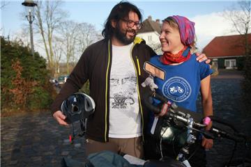 Nach 5 Jahren Weltumradllung zurück in Bad Bederkesa: Beersterin Annika Wachter und ihr mexikanischer Mann Roberto Gallegos .