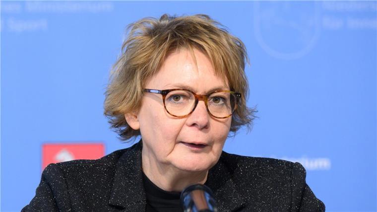 Nach Ansicht von Niedersachsens Innenministerin Behrens hat die Union von vornherein auf ein Scheitern der Gespräche zur Migration gesetzt. (Archivbild)