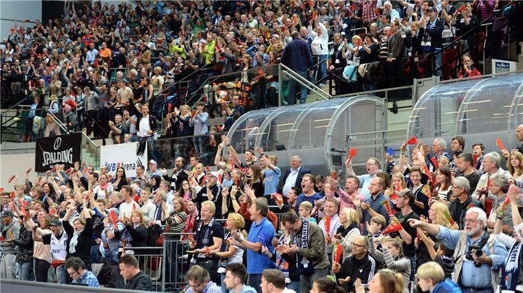 Nach dem Abstieg der Eisbären im Jahr 2019 gab es zunächst keine Spiele in Bremen mehr. Erst in der vergangenen Saison feierten die Bremerhavener ihr Comeback auf der Bremer Bühne.