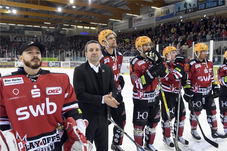 Nach dem Aus im Playoff-Viertelfinale gegen München wollen sich die Pinguins mit einer Abschlussfeier bei den Fans bedanken. 