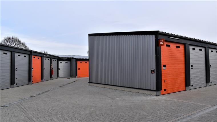 Storage24 im Gewerbegebiet Debstedt