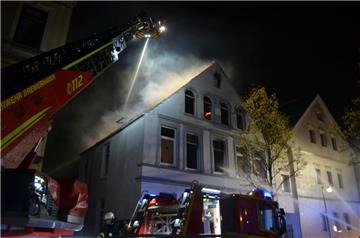 Nach dem Brand in der Wülbernstraße ist eine Sonderkommission in Bremerhaven gegründet worden.