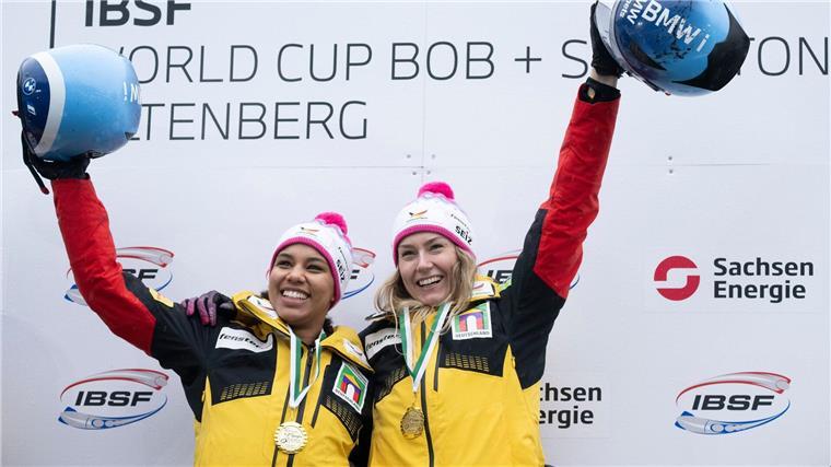 Friedrich gewinnt auch im Viererbob - Abbruch nach Sturz Nach dem Monobob- hat Laura Nolte auch das Zweierbob-Rennen gewonnen.