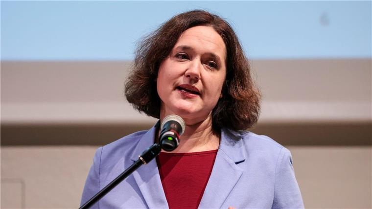 Fecker übernimmt Aufgaben von zurückgetretener Senatorin Nach dem Rücktritt der Bremer Umweltsenatorin Kathrin Moosdorf steht die Nachfolge noch nicht fest. (Archivbild)