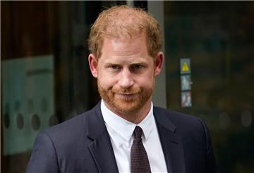 Nach dem Rückzug der Klage ist Prinz Harry dennoch in vier weitere Fälle am Londoner High Court verwickelt.