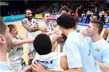 Nach der Niederlage beim ProA-Spitzenreiter Niners Chemnitz wollen die Eisbären Bremerhaven zurück in die Erfolgsspur. Am Montagabend kommt Schalke 04 in die Stadthalle. 